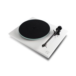 Rega Planar 2 Carbon