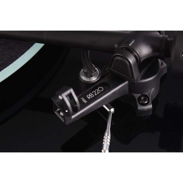 Rega Planar 2 Carbon