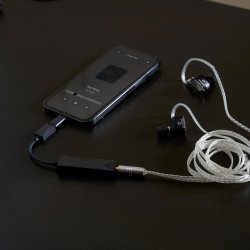 Astell &amp; Kern HC3