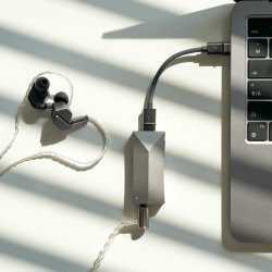 Astell &amp; Kern HC4