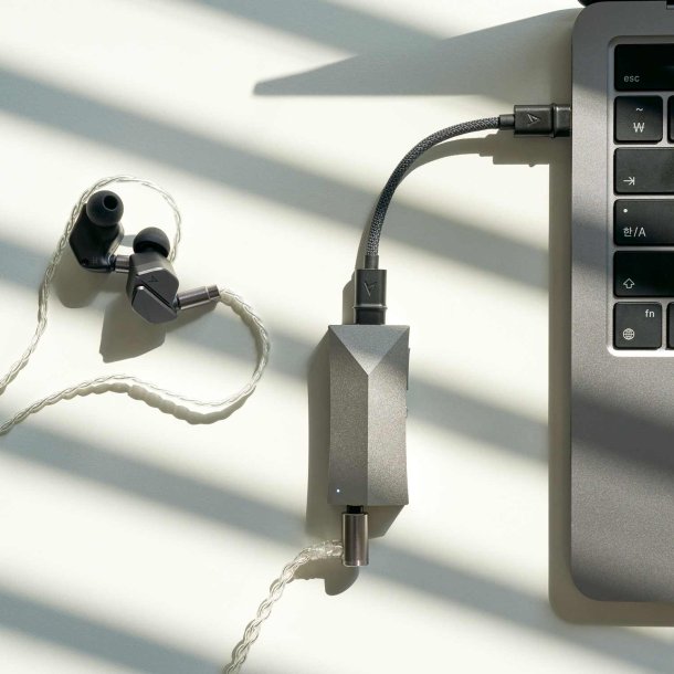 Astell &amp; Kern HC4