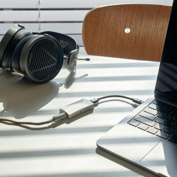 Astell &amp; Kern HC4