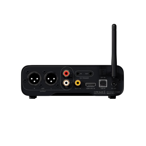 Fosi Audio ZD3 har fire digitale indgange og b�de RCA- og XLR-udgange