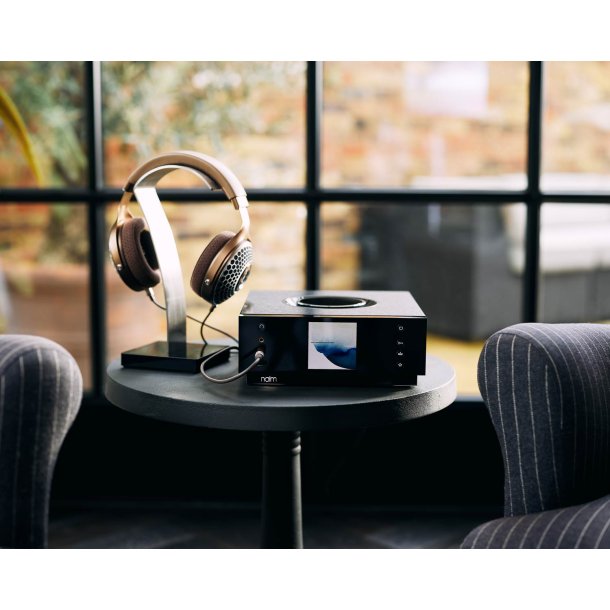 Naim Uniti Atom Headphone med Focal Clear MG hovedtelefon
