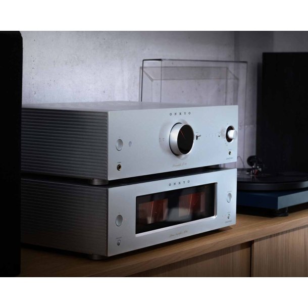 Onkyo Icon P-80