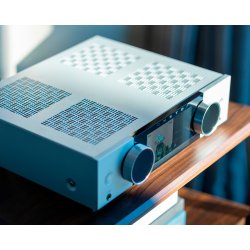 Det store display p� Onkyo Muse Y-40 vise information om musikken