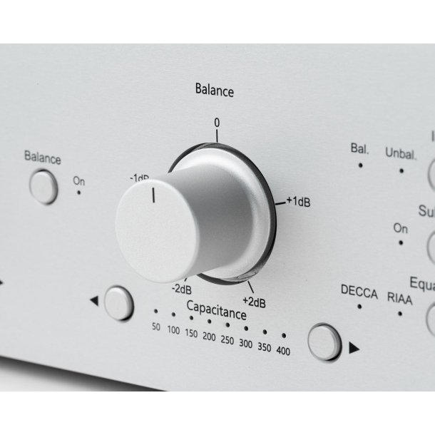 Pro-Ject Phono Box RS2