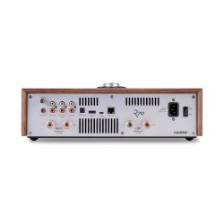 Billede af bagsiden af Ruark Audio R710 med et udvalg af indgange