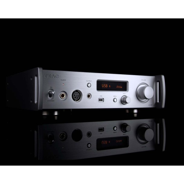TEAC UD-507